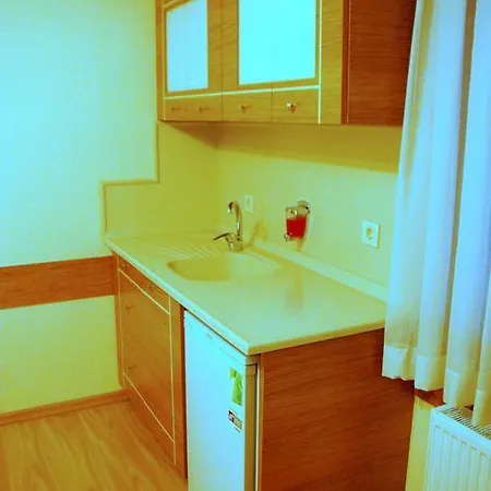 מלון My House Laleli 4*